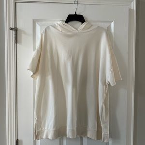 Primark - Short Sleeve Cream Hoodie - Size L